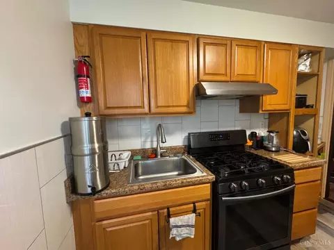2325 Reading Rd, Cincinnati, OH 45202 photo 28