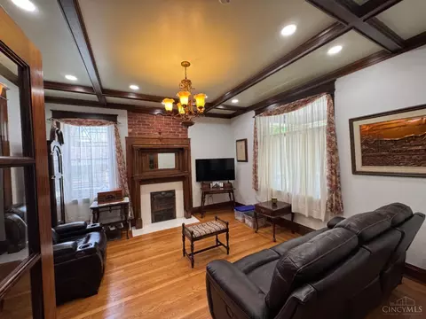 2325 Reading Rd, Cincinnati, OH 45202 photo 8