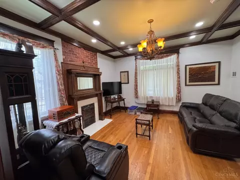 2325 Reading Rd, Cincinnati, OH 45202 photo 12