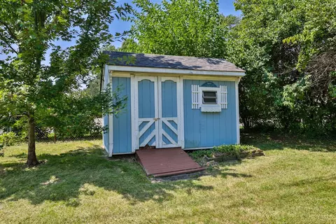 Exterior - 1 Hadley Rd, Cincinnati, OH 45218 photo 10 of 11