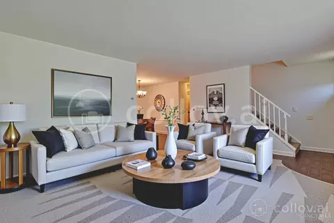 Living - 1 Hadley Rd, Cincinnati, OH 45218 photo 1 of 4