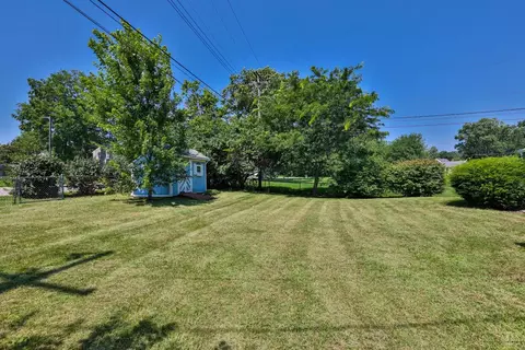 Exterior - 1 Hadley Rd, Cincinnati, OH 45218 photo 7 of 11