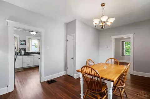 Dining - 4554 Sycamore Rd, Cincinnati, OH 45236 photo 2 of 2