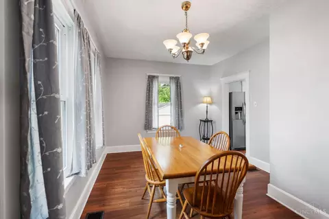 Dining - 4554 Sycamore Rd, Cincinnati, OH 45236 photo 1 of 2
