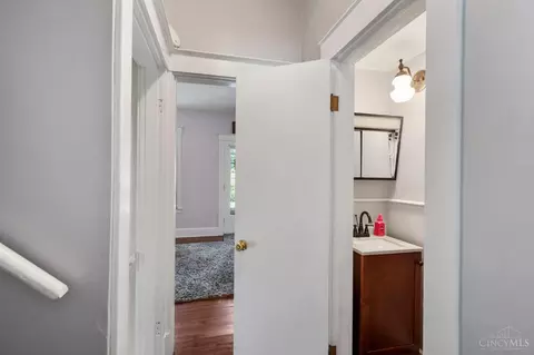 Entry Way - 4554 Sycamore Rd, Cincinnati, OH 45236 photo 2 of 2