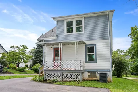 Exterior - 4554 Sycamore Rd, Cincinnati, OH 45236 photo 3 of 5