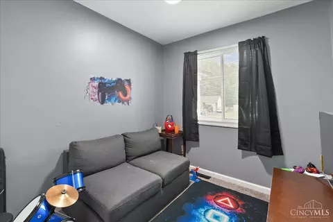 Bedroom - 631 Charwood Dr, Cincinnati, OH 45244 photo 2 of 4