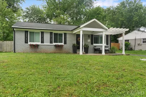 Exterior - 631 Charwood Dr, Cincinnati, OH 45244 photo 6 of 7