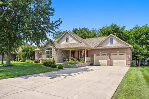 1698 Colorado Dr, Lawrenceburg, IN 47025