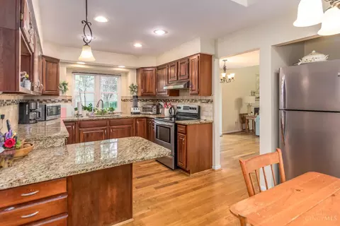 8449 Sunfish Ln, Maineville, OH 45039 photo 18
