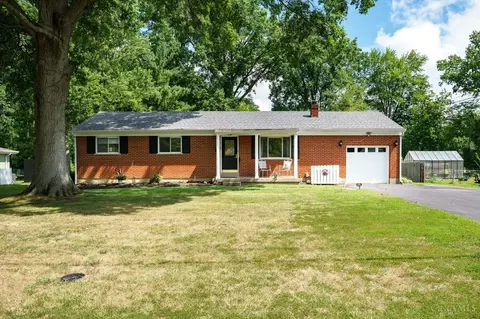 1108 Orchard Ln, Amelia, OH 45102