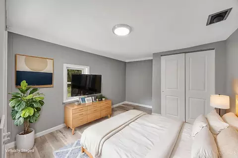 Bedroom - 200 Spring St, Cleves, OH 45002 photo 3 of 5