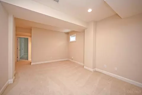 Bedroom - 888 Old Course Ln, Cincinnati, OH 45245 photo 8 of 10