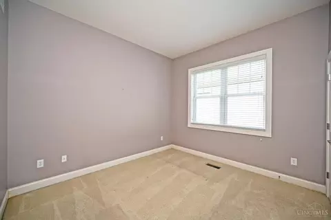 Bedroom - 888 Old Course Ln, Cincinnati, OH 45245 photo 6 of 10