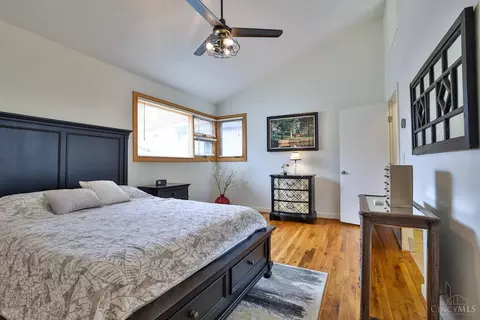 1026 Hatch St, Cincinnati, OH 45202 photo 22