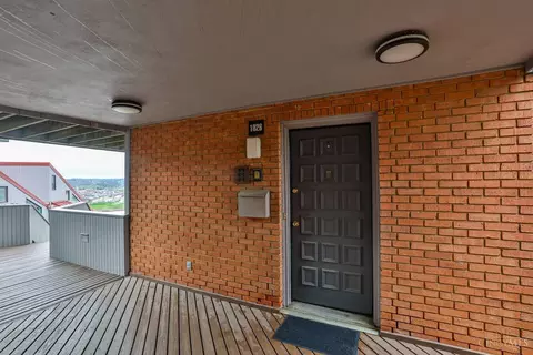 1026 Hatch St, Cincinnati, OH 45202 photo 4