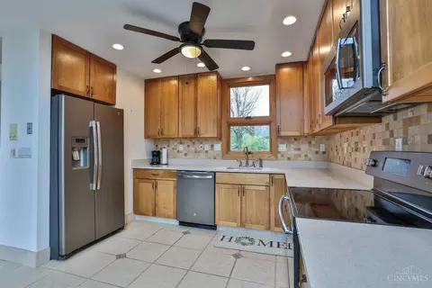 1026 Hatch St, Cincinnati, OH 45202 photo 17