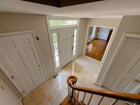 Entry Way - 8333 Monte Dr, Montgomery, OH 45242 photo 1 of 6