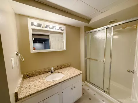 Bath - 8333 Monte Dr, Montgomery, OH 45242 photo 13 of 13