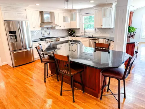 Kitchen - 8333 Monte Dr, Montgomery, OH 45242 photo 1 of 2