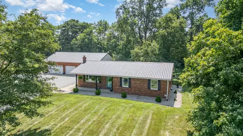 7102 Pence Rd, Hillsboro, OH 45133