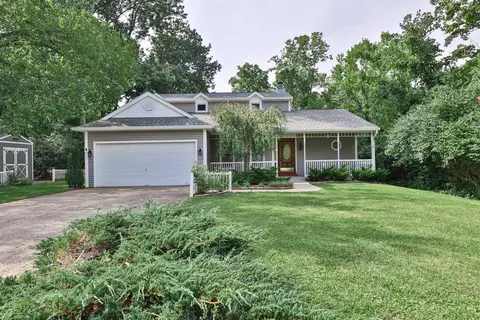 20552 Longview Dr, Lawrenceburg, IN 47025