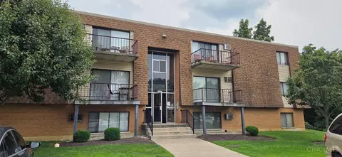 6611 Hearne Rd, Cincinnati, OH 45248