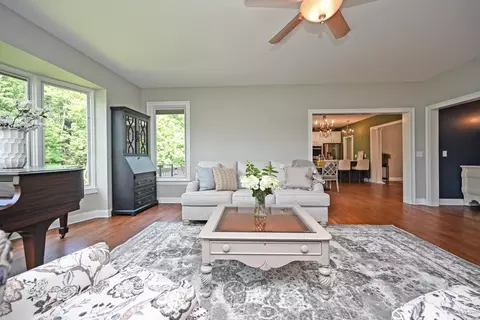 Living - 3662 Cooper Rd, Blue Ash, OH 45241 photo 4 of 7