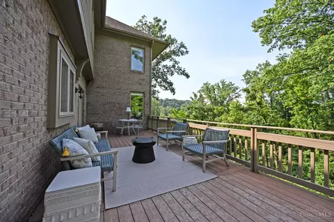 Exterior - 3662 Cooper Rd, Blue Ash, OH 45241 photo 7 of 14