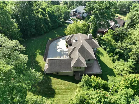 View/Area - 3662 Cooper Rd, Blue Ash, OH 45241 photo 3 of 4