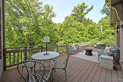 Exterior - 3662 Cooper Rd, Blue Ash, OH 45241 photo 4 of 14
