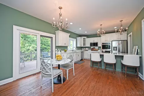 Kitchen - 3662 Cooper Rd, Blue Ash, OH 45241 photo 3 of 8