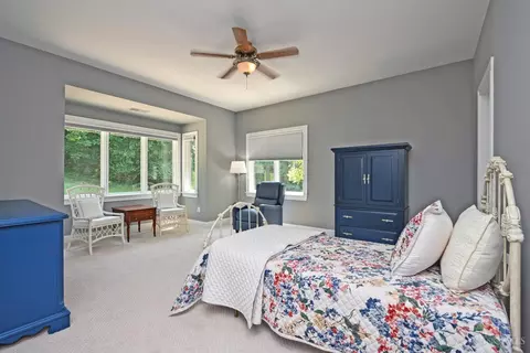 Bedroom - 3662 Cooper Rd, Blue Ash, OH 45241 photo 3 of 9