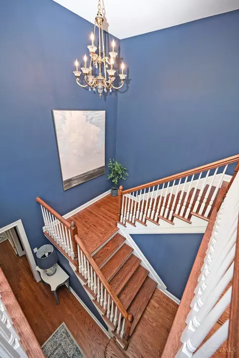 Entry Way - 3662 Cooper Rd, Blue Ash, OH 45241 photo 5 of 9