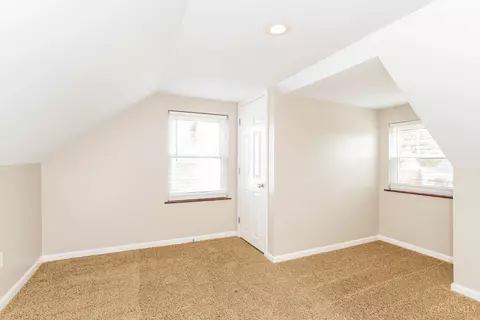 Bedroom - 728 Maple Dr, Reading, OH 45215 photo 7 of 8