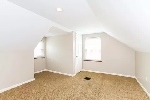 Bedroom - 728 Maple Dr, Reading, OH 45215 photo 6 of 8