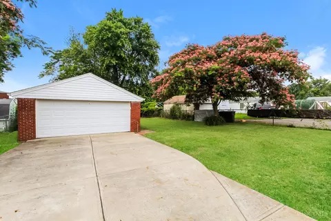 Exterior - 728 Maple Dr, Reading, OH 45215 photo 4 of 5