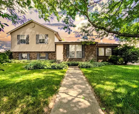 216 Francisridge Dr, Cincinnati, OH 45238