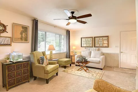 Living - 2169 Broadbent Way, Kettering, OH 45440 photo 2 of 7