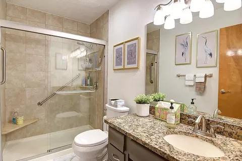 Bath - 2169 Broadbent Way, Kettering, OH 45440 photo 3 of 3