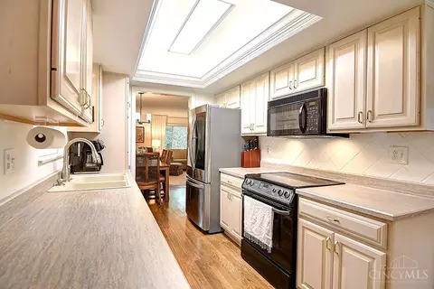 Kitchen - 2169 Broadbent Way, Kettering, OH 45440 photo 3 of 3