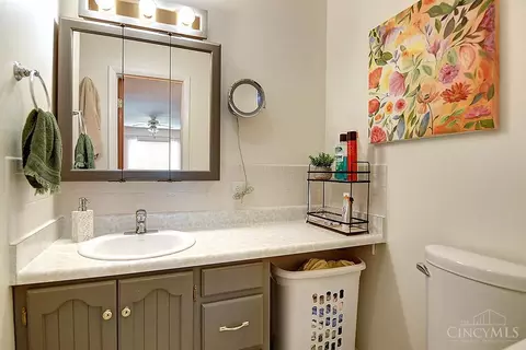 Bath - 2169 Broadbent Way, Kettering, OH 45440 photo 2 of 3