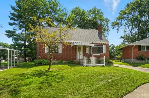 9092 Neil Dr, Cincinnati, OH 45231