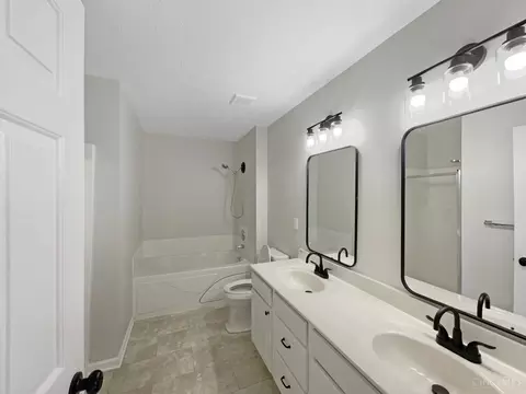 8339 Maineville Rd, Hamilton Township, OH 45039 photo 14
