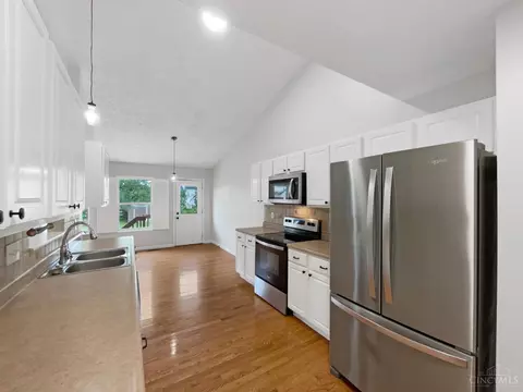 8339 Maineville Rd, Hamilton Township, OH 45039 photo 11