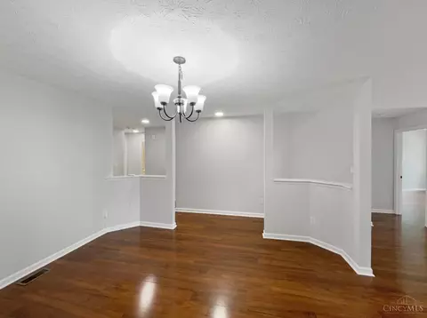 8339 Maineville Rd, Hamilton Township, OH 45039 photo 12