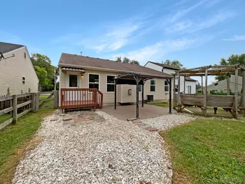 8339 Maineville Rd, Hamilton Township, OH 45039 photo 9