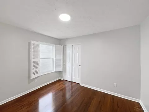 8339 Maineville Rd, Hamilton Township, OH 45039 photo 17