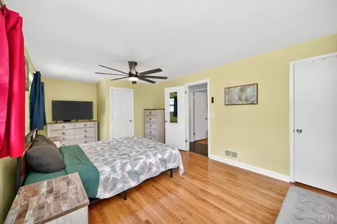 Bedroom - 5331 Cleander Dr, Cincinnati, OH 45238 photo 7 of 7