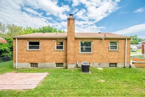 Exterior - 5331 Cleander Dr, Cincinnati, OH 45238 photo 9 of 11